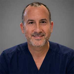 Dr. Juan C. Portela