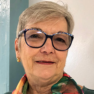 Dr Esther Torres