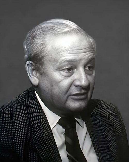 Enrique Pérez, MD 1976-1978 (D)