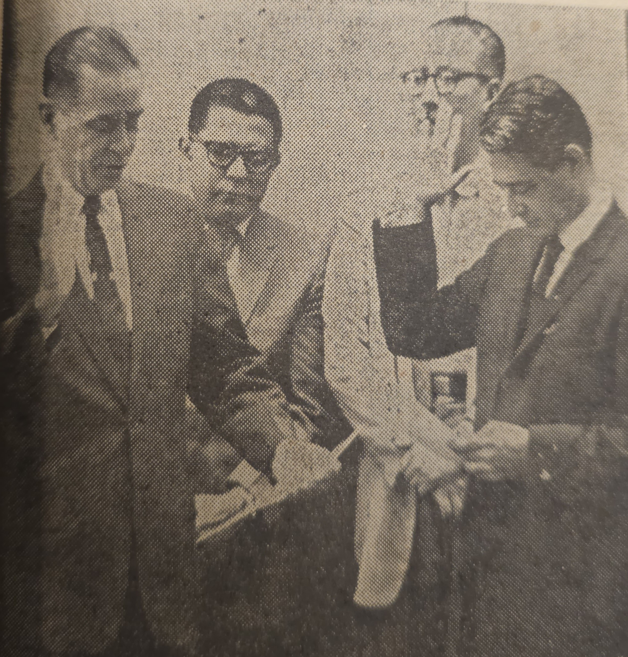 Dr. Vivas juramentando su cargo como Decano